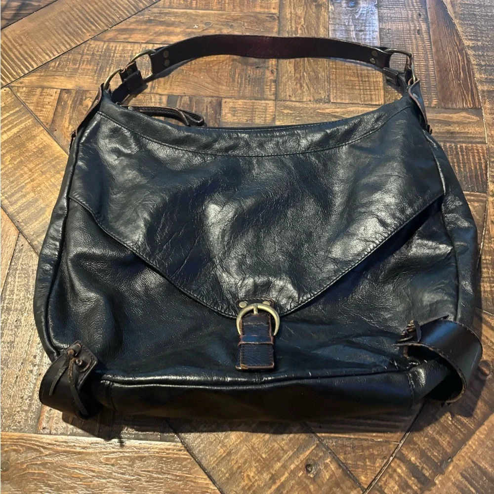 Hype Black Leather Hobo Bag with Vintage Finish
